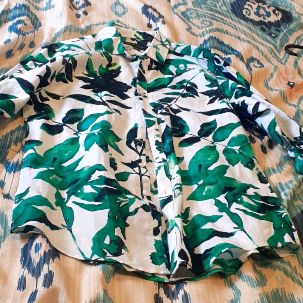 Casual shirt long sleeved